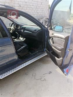 بی ئێم دەبڵیو X5